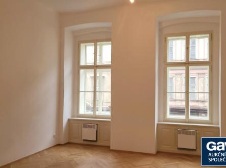 Pronájem bytu, 1+kk, 42 m²