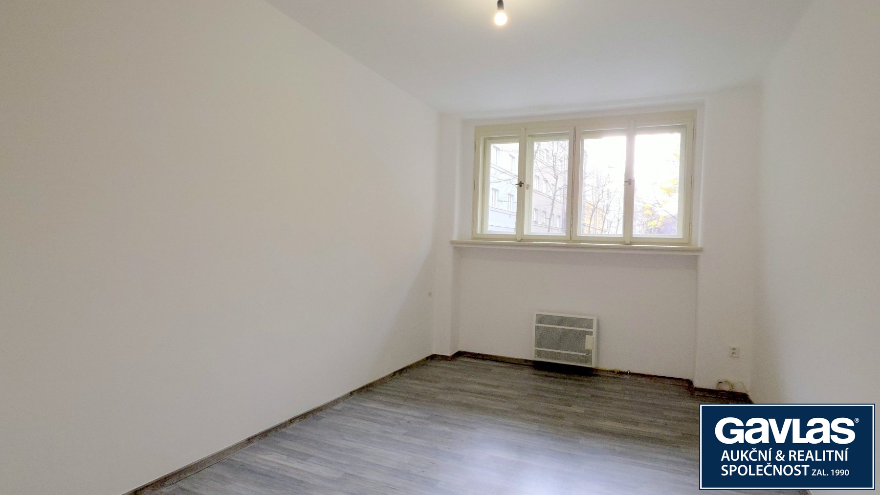 Kuchyň - pohled k oknu