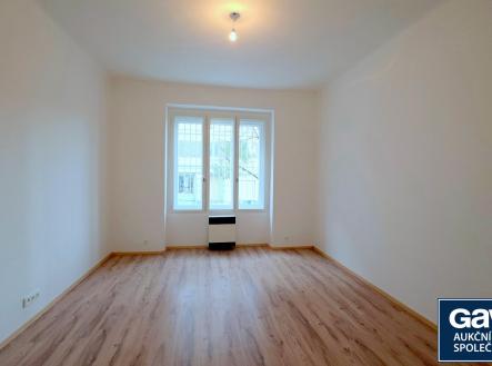 Pronájem bytu, 1+1, 55 m²