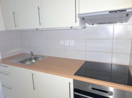 Pronájem bytu, 1+kk, 38 m²