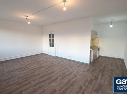 Pronájem bytu, 1+kk, 38 m²