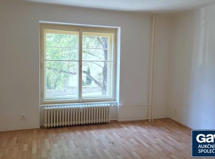 Pronájem bytu, 1+kk, 27 m²