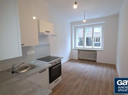 Pronájem bytu, 2+1, 70 m²