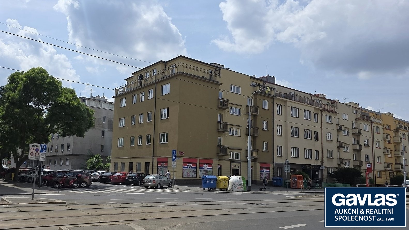 Dům