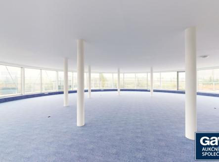 Pronájem kanceláře, 430 m²