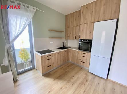 Pronájem bytu, 2+kk, 65 m²