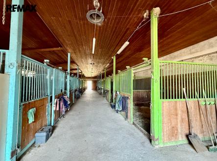 Prodej zemědělského objektu, 166 477 m²