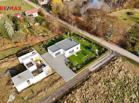 Prodej pozemku pro bydlení, 1 076 m²