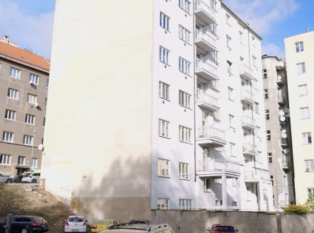 Prodej nájemního domu, 1 005 m²