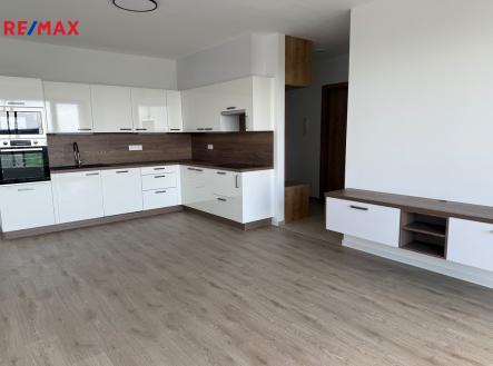 Pronájem bytu, 2+kk, 61 m²