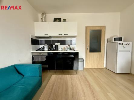 Pronájem bytu, 1+kk, 35 m²