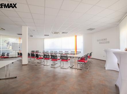 Prodej skladovací prostor, 9 469 m²