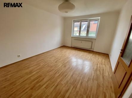 Pronájem bytu, 1+kk, 29 m²