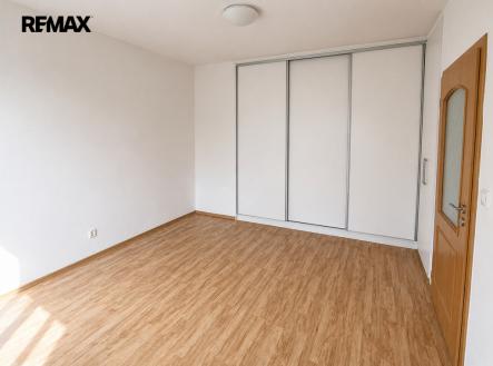 Pronájem bytu, 1+kk, 28 m²