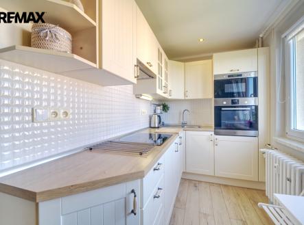 Prodej bytu, 3+1, 77 m²
