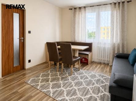 Pronájem bytu, 1+1, 37 m²