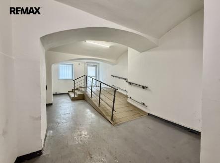Pronájem skladu, 520 m²