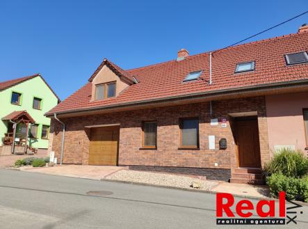 Prodej - dům/vila, 220 m² obrázek