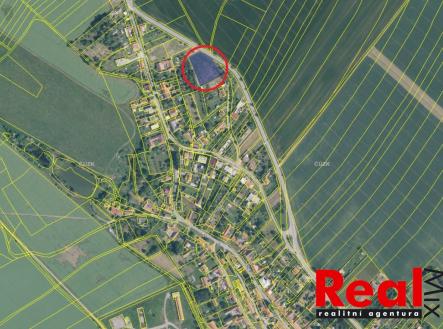 Prodej pozemku pro bydlení, 1 400 m²