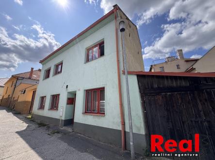 Prodej nájemního domu, 175 m²