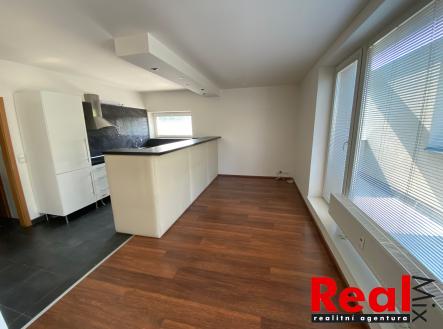 Prodej bytu, 3+kk, 92 m²