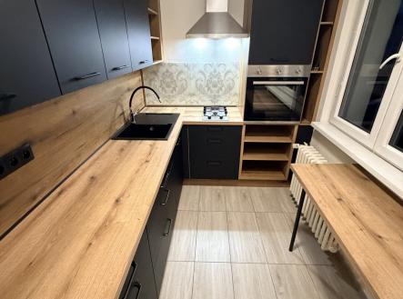 Pronájem bytu, 2+1, 60 m²