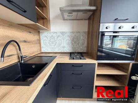 Pronájem bytu, 2+1, 60 m²