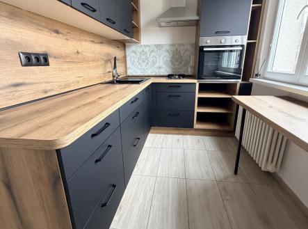 Pronájem bytu, 2+1, 60 m²