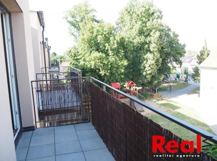 Pronájem bytu, 1+kk, 35 m²