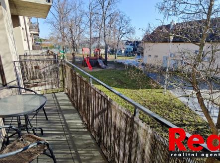 Pronájem bytu, 1+kk, 35 m²