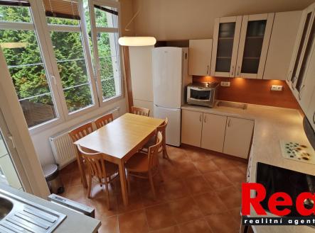 Pronájem bytu, 2+1, 67 m²