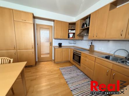 Pronájem bytu, 1+1, 55 m²