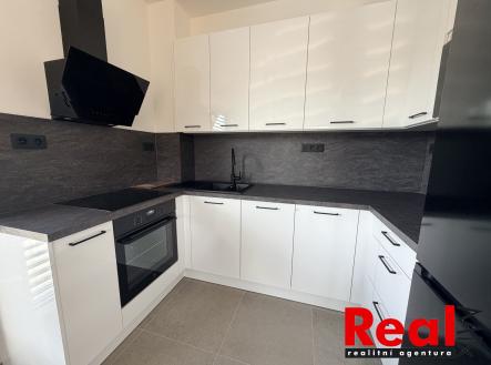 Pronájem bytu, 3+kk, 69 m²