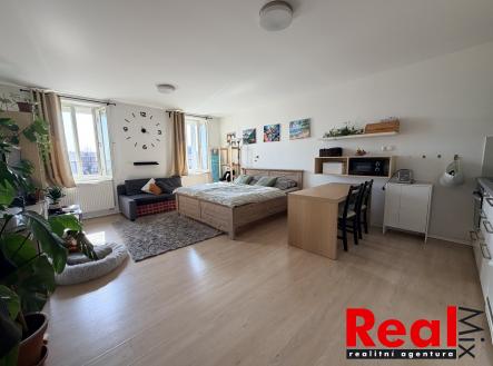 Pronájem bytu, 2+kk, 60 m²