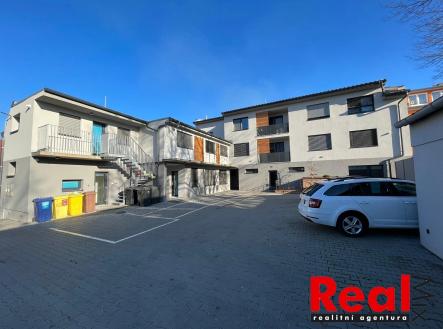 Pronájem bytu, 2+kk, 76 m²