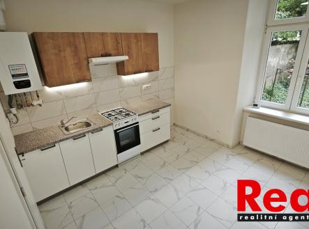 Pronájem bytu, 3+1, 69 m²