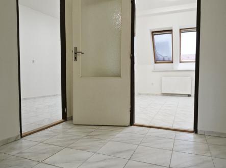 Pronájem kanceláře, 56 m²