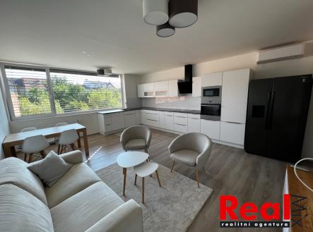 Pronájem bytu, 3+kk, 130 m²