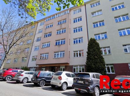 Pronájem bytu, 3+1, 123 m²