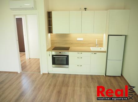 Pronájem bytu, 1+kk, 34 m²
