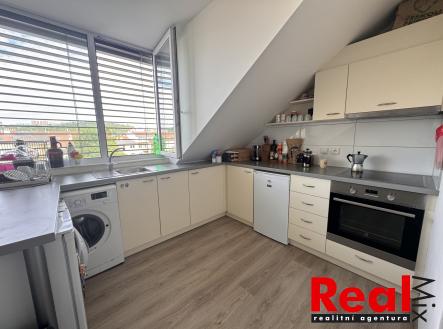 Pronájem bytu, 2+kk, 47 m²