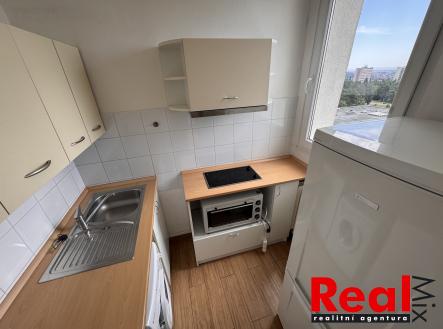 Pronájem bytu, 1+1, 32 m²