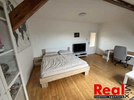 Pronájem bytu, 2+kk, 54 m²