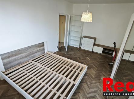 Pronájem bytu, 1+1, 37 m²