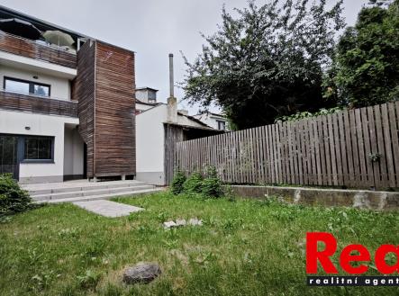 Pronájem bytu, 1+kk, 30 m²
