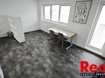 Pronájem bytu, 1+kk, 30 m²