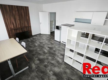 Pronájem bytu, 1+kk, 30 m²
