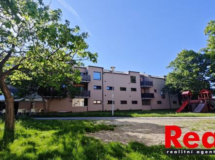 Pronájem bytu, 2+kk, 52 m²