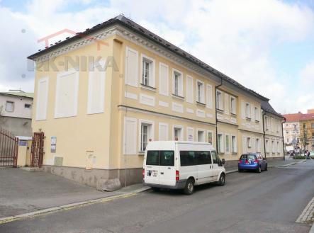 Pronájem kanceláře, 54 m²