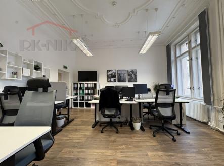 Pronájem kanceláře, 147 m²